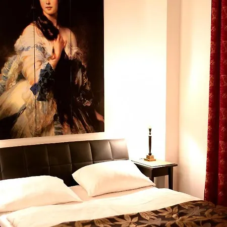 Hotel Garni Kleist Am Kurfuerstendamm Berlin Room photo