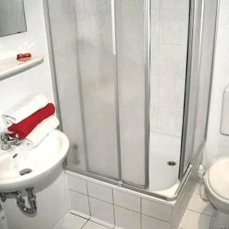 Hotel Garni Kleist Am Kurfuerstendamm Berlin Room photo