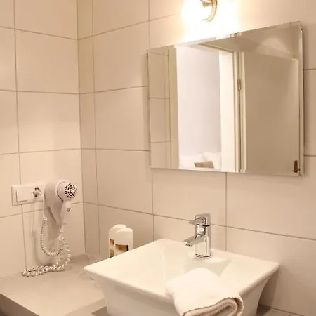Hotel Garni Kleist Am Kurfuerstendamm Berlin Room photo