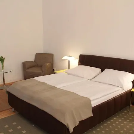 Hotel Garni Kleist Am Kurfuerstendamm Berlin Room photo
